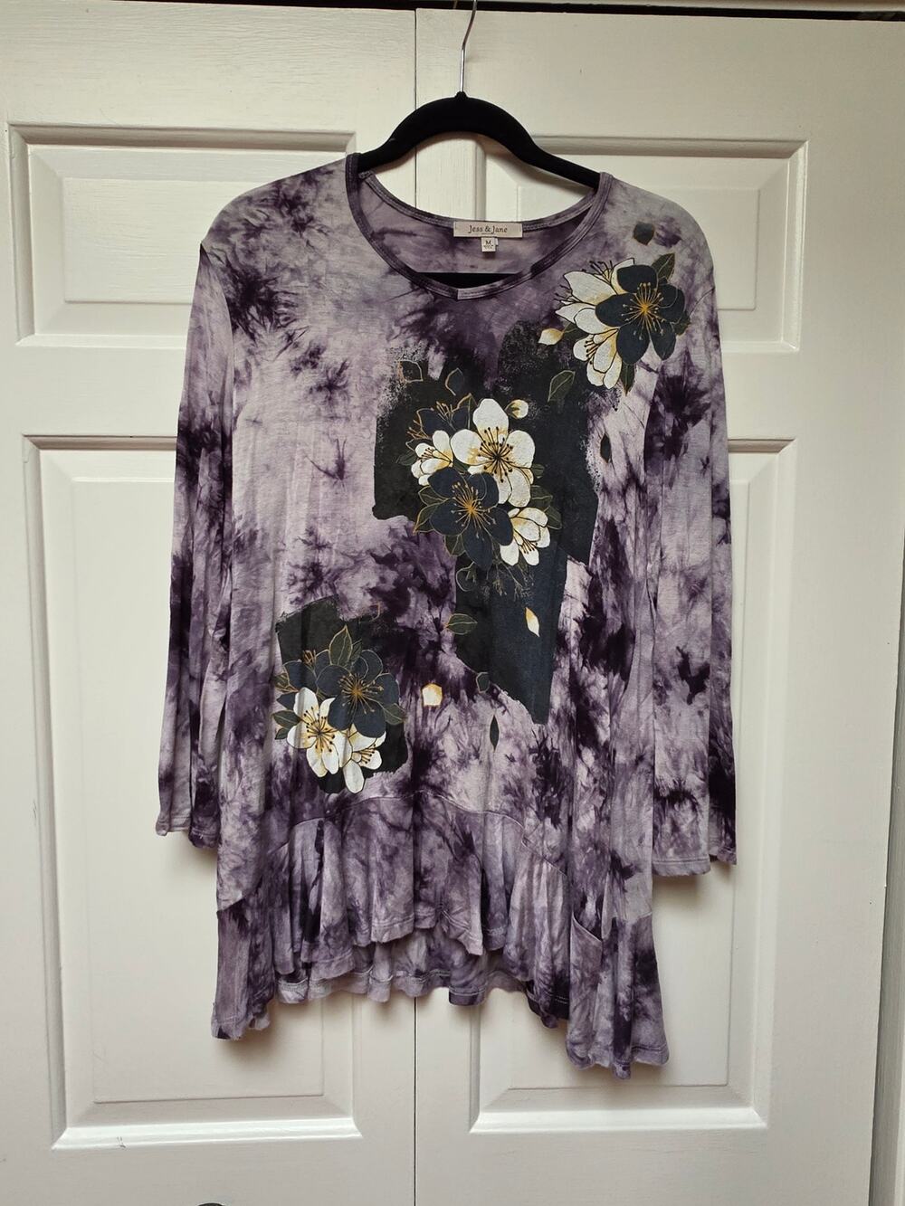 Jess & Jane Purple Tie Dye Floral Tunic Top Medium Asymmetrical Hem VGUC